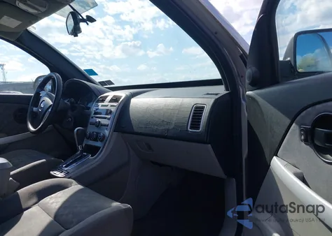 2008 Chevrolet Equinox Ls z USA, uszkodzony, nr VIN 2CNDL13F986076846